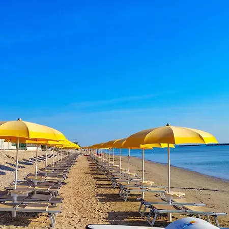 Girasole Eco Family Village * Marina Palmense