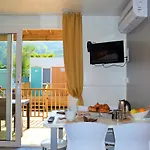 Üdülőpark Girasole Eco Family Village *