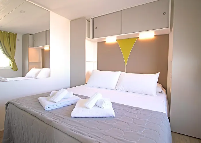 Girasole Eco Family Village Parco vacanze *